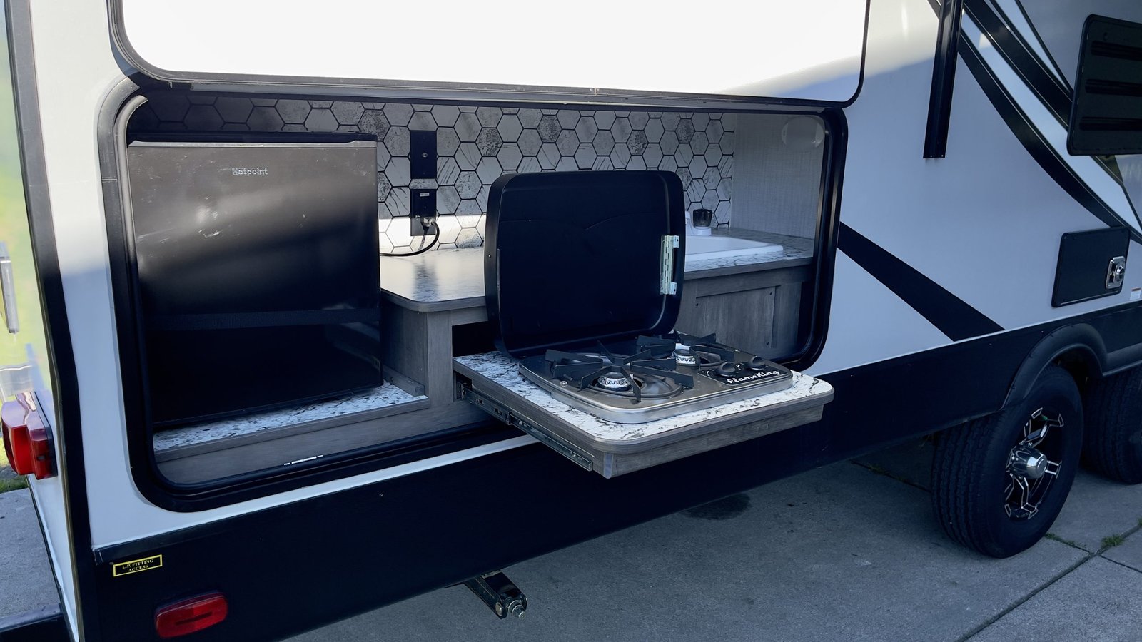 2021 Heartland Wilderness Ultra lite 2625 BH Travel Trailer – Family-Friendly, Fully Equipped, and Ready for Adventure!
