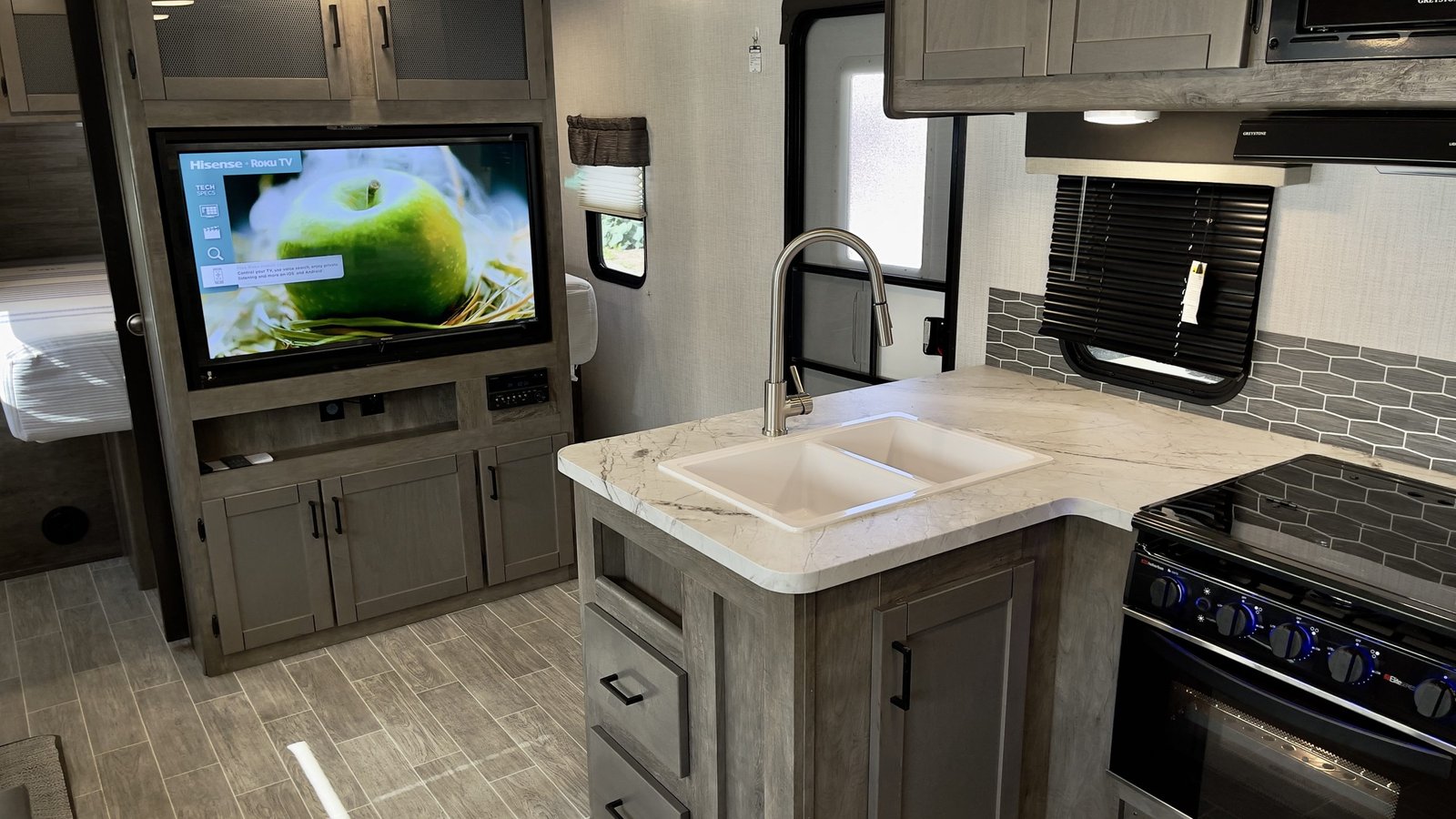 2021 Heartland Wilderness Ultra lite 2625 BH Travel Trailer – Family-Friendly, Fully Equipped, and Ready for Adventure!