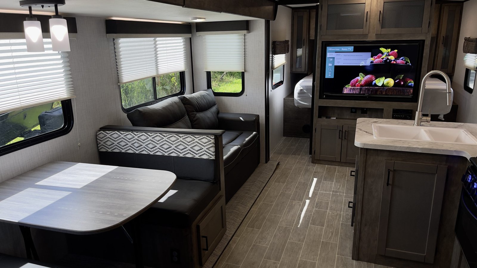 2021 Heartland Wilderness Ultra lite 2625 BH Travel Trailer – Family-Friendly, Fully Equipped, and Ready for Adventure!