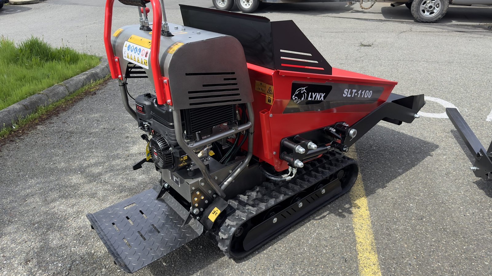 2026 LYNX SLT-1100 PRO Hydraulic Mini Dumper