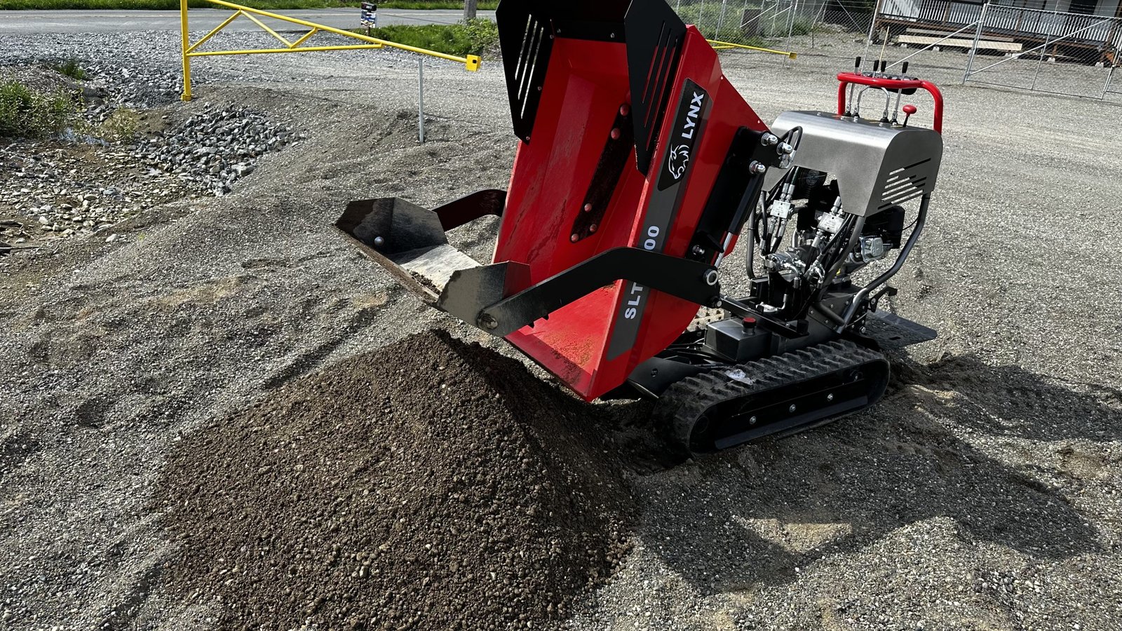 2026 LYNX SLT-1100 PRO Hydraulic Mini Dumper