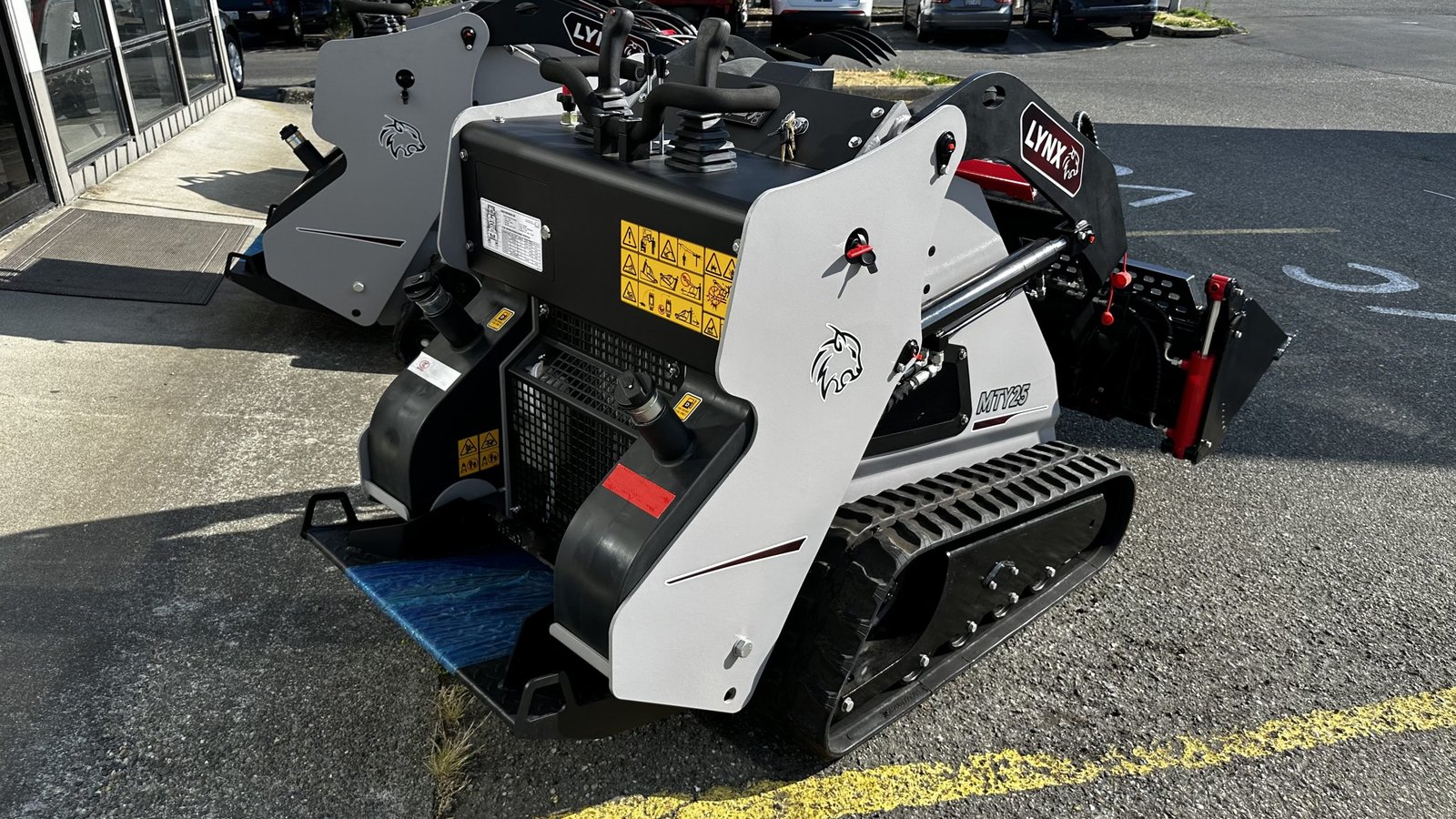 2026 LYNX MTY25 PRO Joystick Mini Skid Steer Loader Kubota Diesel