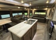 2020 Forest River Wildwood Heritage Glen 27R1L 35ft