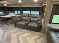 2020 Forest River Wildwood Heritage Glen 27R1L 35ft