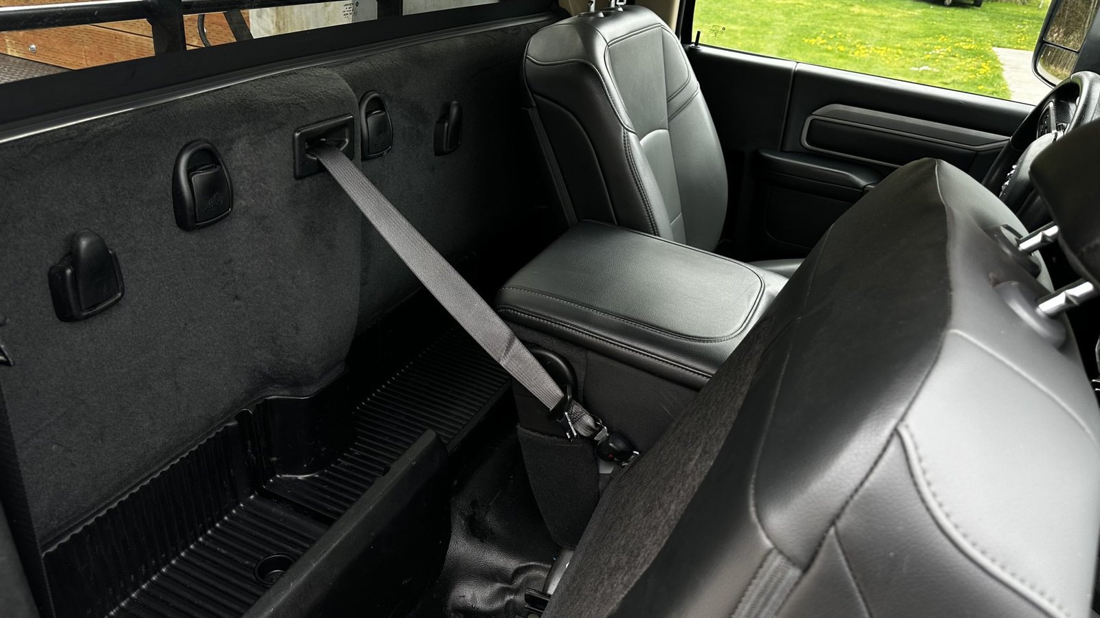 2020 RAM-3500 Tradesman 6.7l Diesel Automatic Dually 12 ft Flatbed Truck