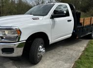 2020 RAM-3500 Tradesman 6.7l Diesel Automatic Dually 12 ft Flatbed Truck