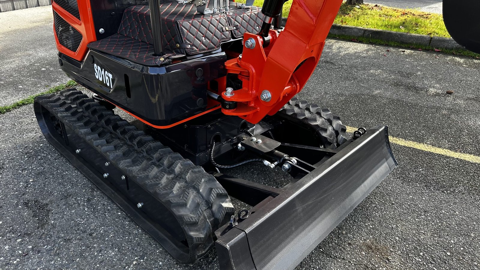 2025 LYNX SD16T PRO Crawler Excavator Mini Digger Diesel