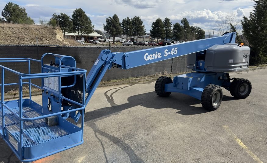 Genie S45 4×4 Telescopic Boom Lift