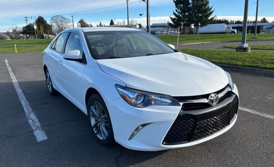 2016 Toyota Camry SE – 2.5L 4Cyl FWD Sedan