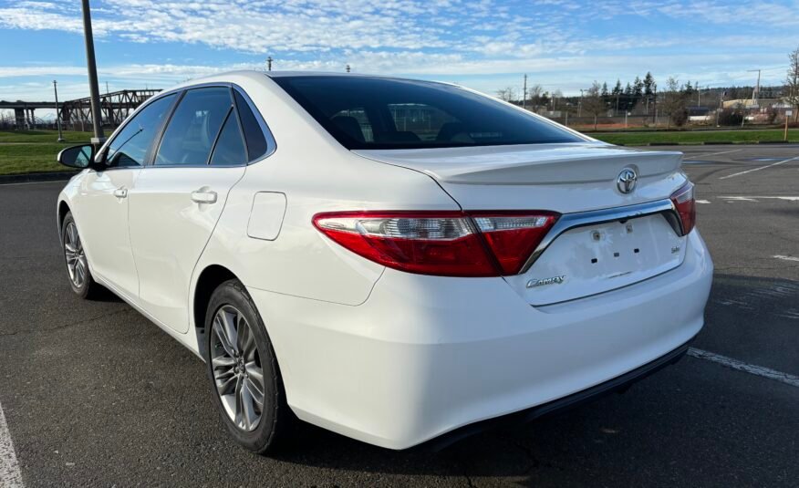 2016 Toyota Camry SE – 2.5L 4Cyl FWD Sedan