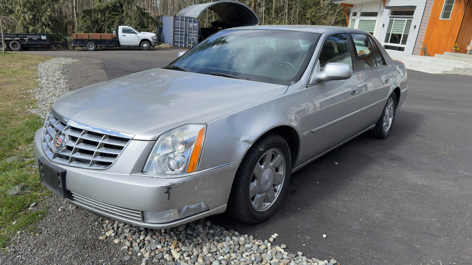 2007 Cadillac DTS Luxury 3 Sedan