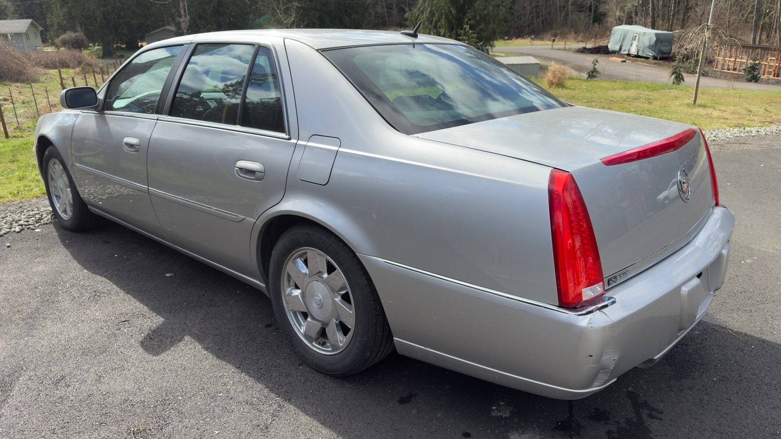2007 Cadillac DTS Luxury 3 Sedan