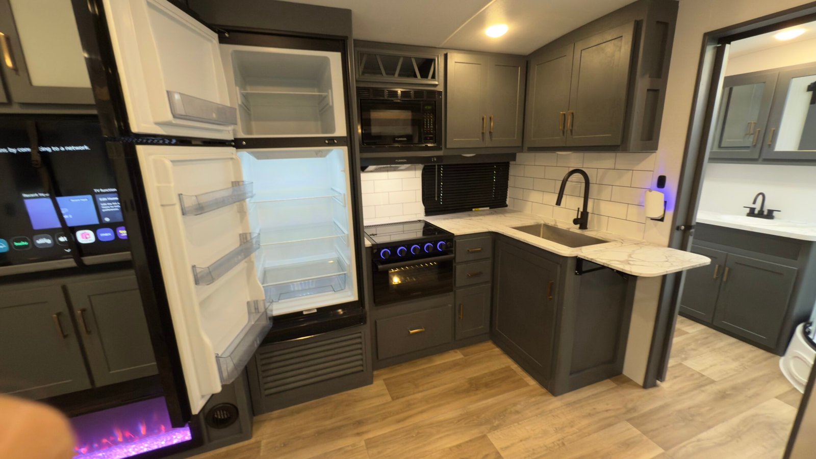 2024 KEYSTONE BULLET CROSSFIRE 260RBS