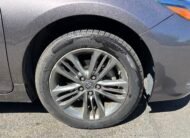 2017 Toyota Camry SE Sedan 4D