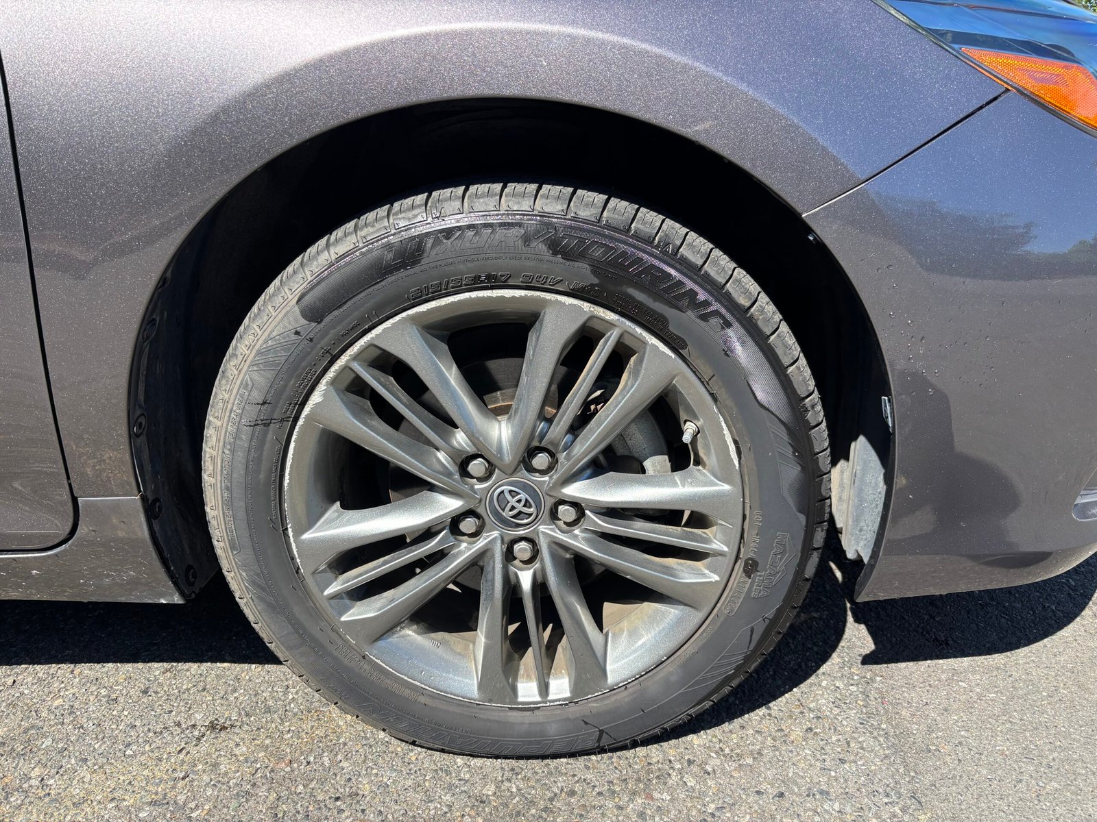 2017 Toyota Camry SE Sedan 4D