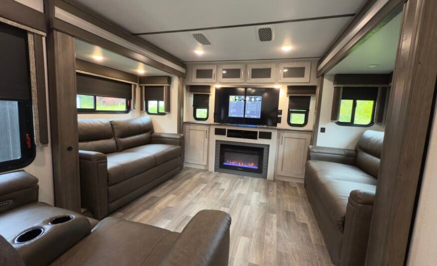 2020 Keystone Montana 40FT High Country  Floorplan: 372RD (Fifth Wheel)