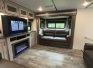 2020 Keystone Montana 40FT High Country 
Floorplan: 372RD (Fifth Wheel)