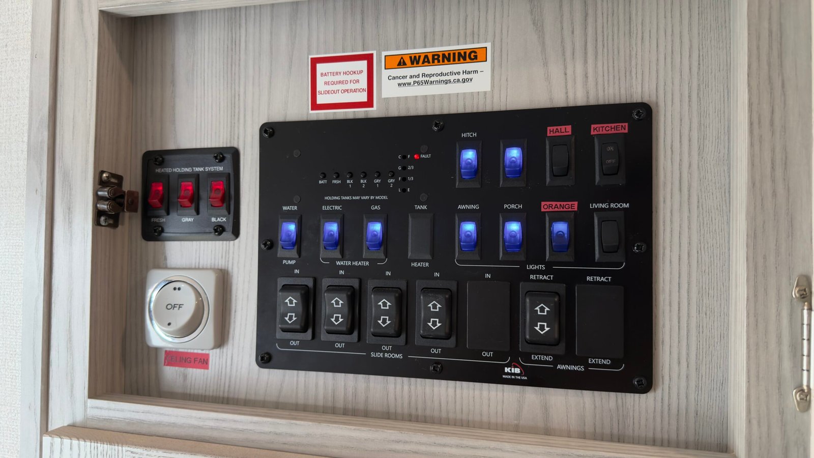 2020 Keystone Montana 40FT High Country 
Floorplan: 372RD (Fifth Wheel)