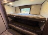 2018 ForestRiver Cherokee Arctic Wolf 295QSL8 Auto Leveling 5th Wheeler