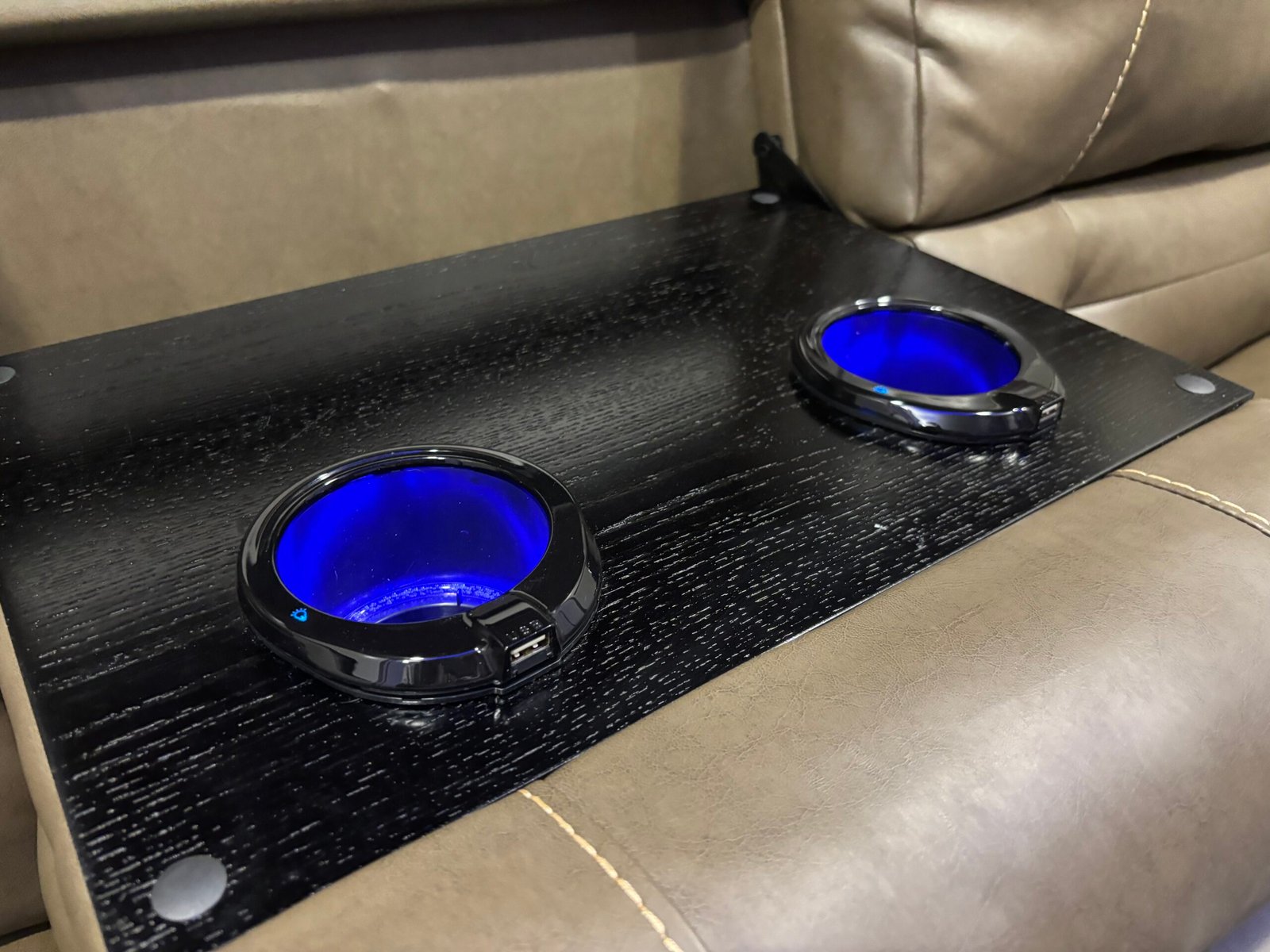 2018 ForestRiver Cherokee Arctic Wolf 295QSL8 Auto Leveling 5th Wheeler