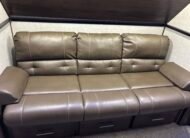 2018 ForestRiver Cherokee Arctic Wolf 295QSL8 Auto Leveling 5th Wheeler