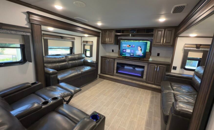 2020 Keystone Alpine 3710KP — Luxury Fifth Wheel RV 42ft