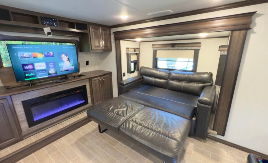 2020 Keystone Alpine 3710KP — Luxury Fifth Wheel RV 42ft