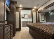 2020 Keystone Alpine 3710KP — Luxury Fifth Wheel RV 42ft