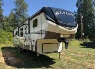 2020 Keystone Alpine 3710KP — Luxury Fifth Wheel RV 42ft