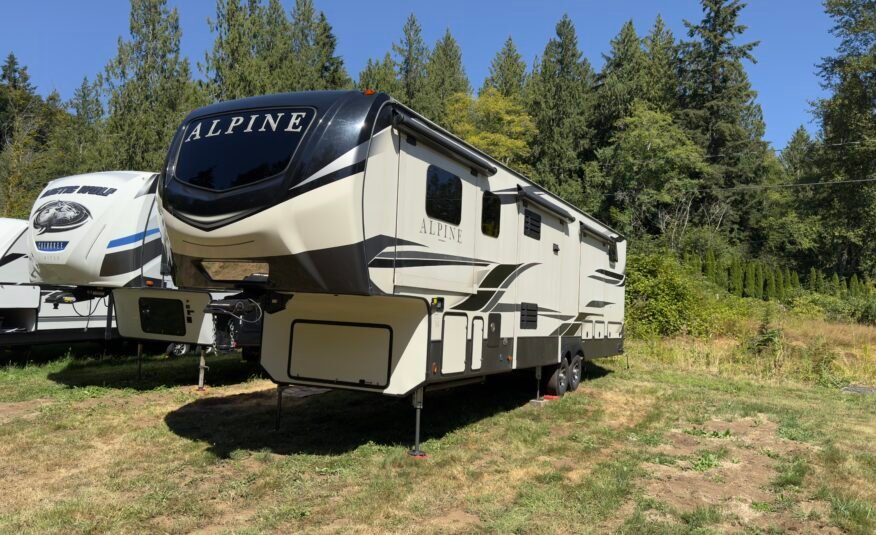 2020 Keystone Alpine 3710KP — Luxury Fifth Wheel RV 42ft