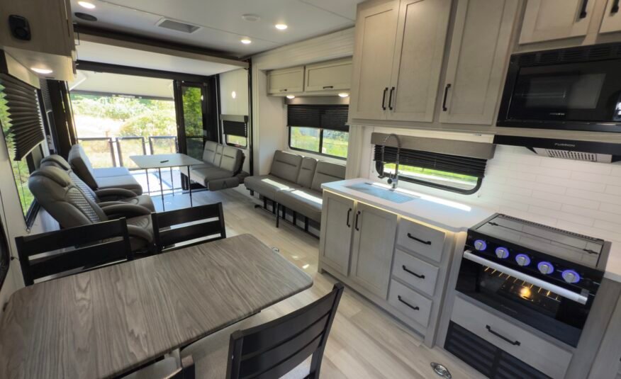 2025 Grand Design Momentum G‑Class 30g Rv 35ft (Toy Hauler Travel Trailer)