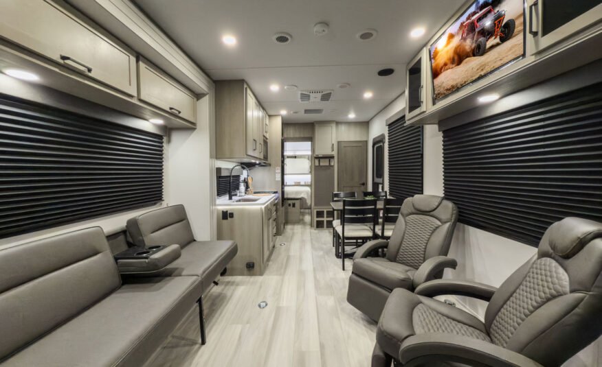 2025 Grand Design Momentum G‑Class 30g Rv 35ft (Toy Hauler Travel Trailer)