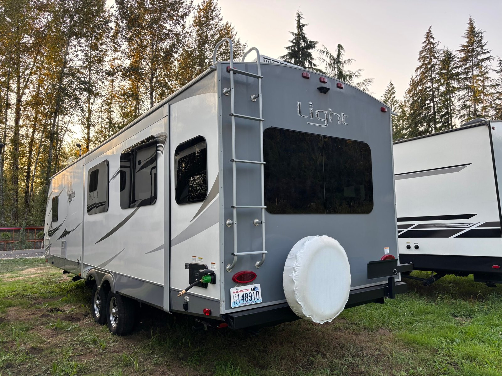 2020 Highland Ridge Open Range Light LT275RLS