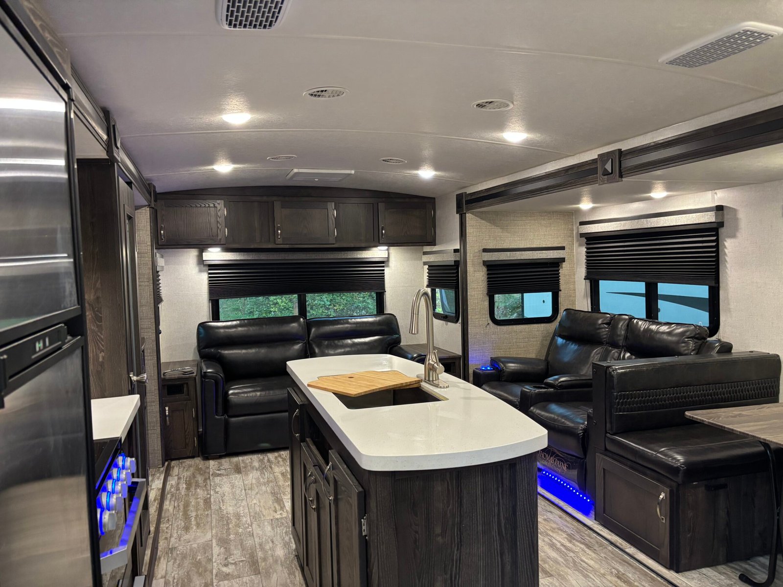 2020 Highland Ridge Open Range Light LT275RLS