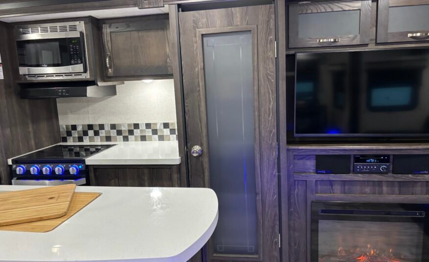 2020 Highland Ridge Open Range Light LT275RLS