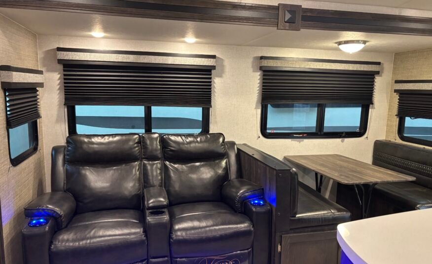 2020 Highland Ridge Open Range Light LT275RLS