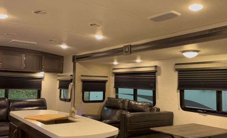 2020 Highland Ridge Open Range Light LT275RLS