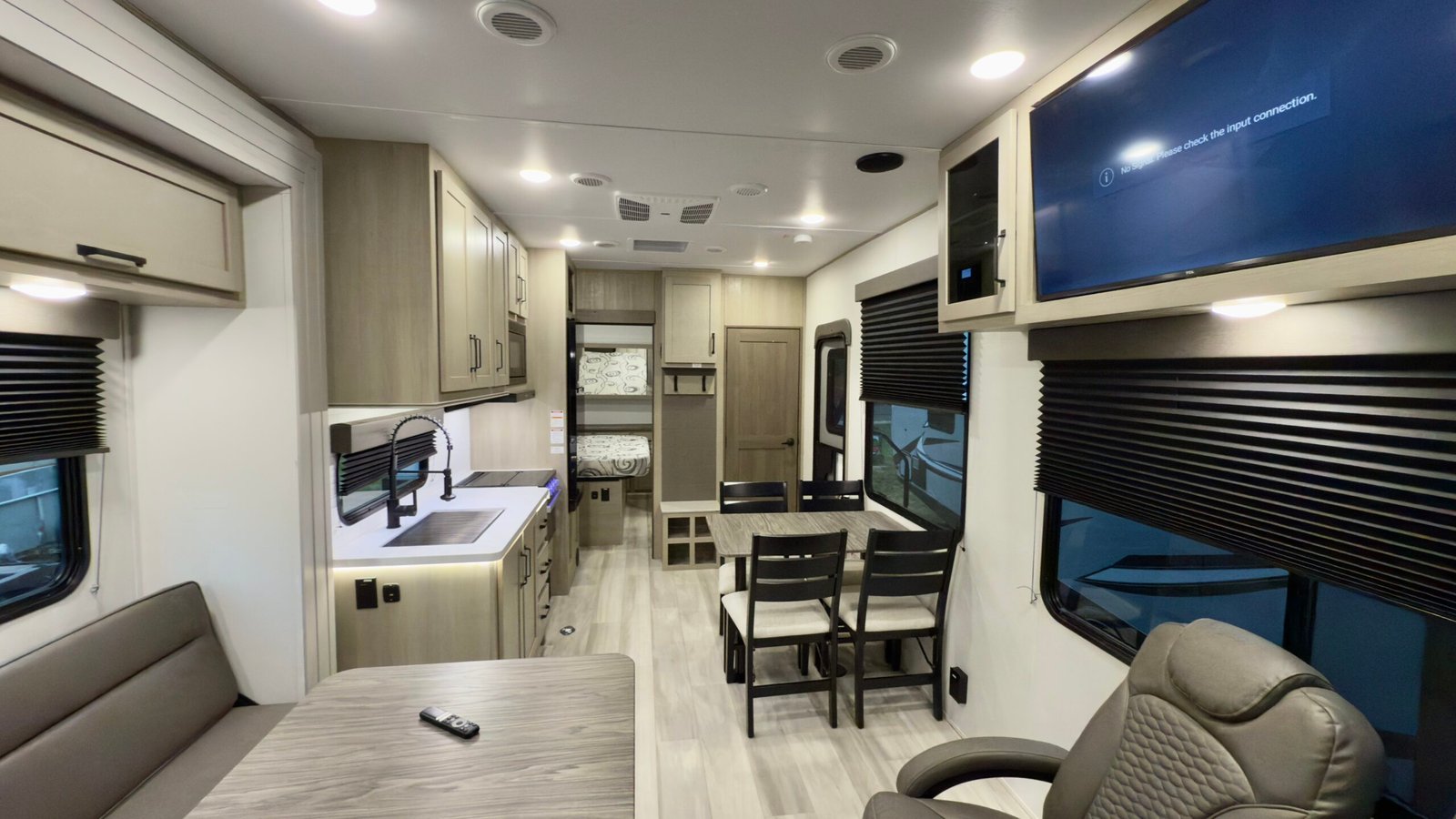 2025 Grand Design Momentum G‑Class 30g Rv 35ft (Toy Hauler Travel Trailer)