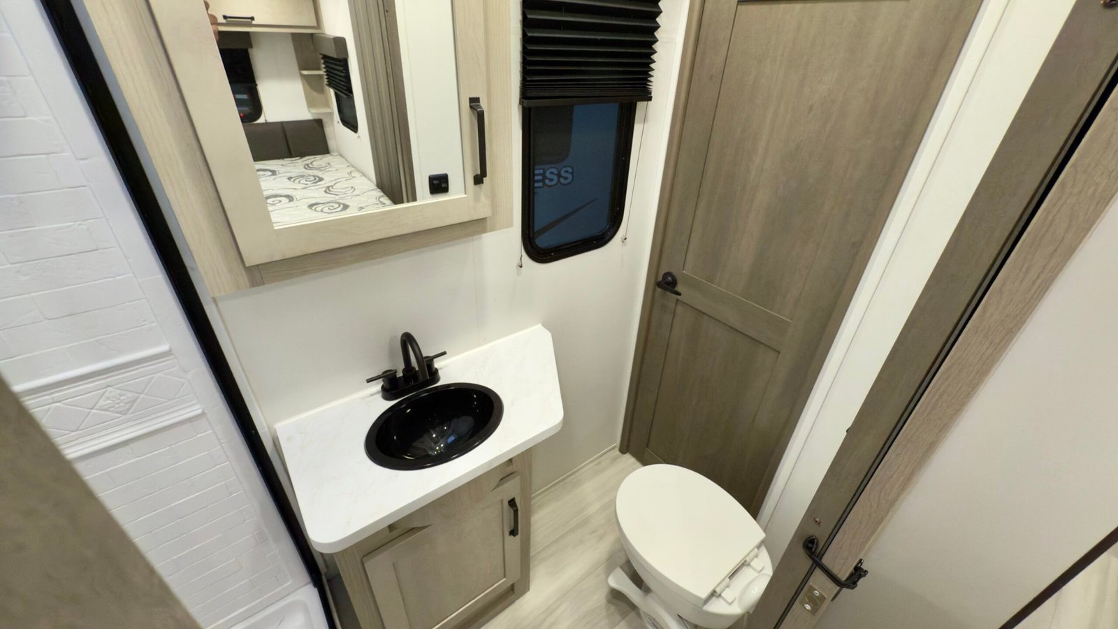 2025 Grand Design Momentum G‑Class 30g Rv 35ft (Toy Hauler Travel Trailer)