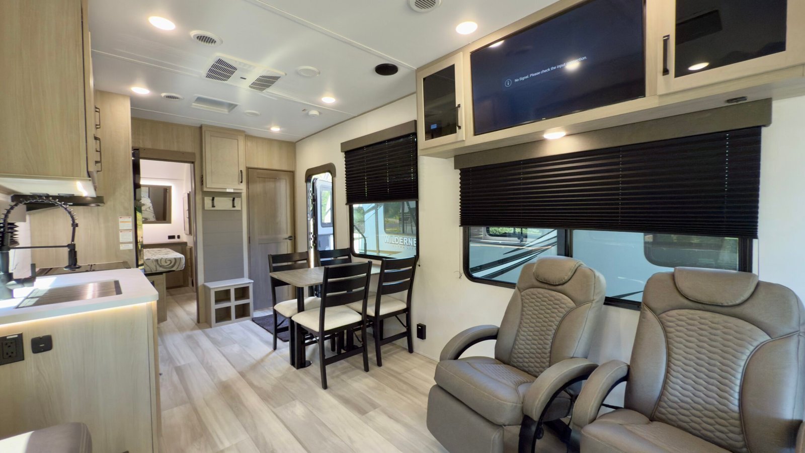 2025 Grand Design Momentum G‑Class 30g Rv 35ft (Toy Hauler Travel Trailer)