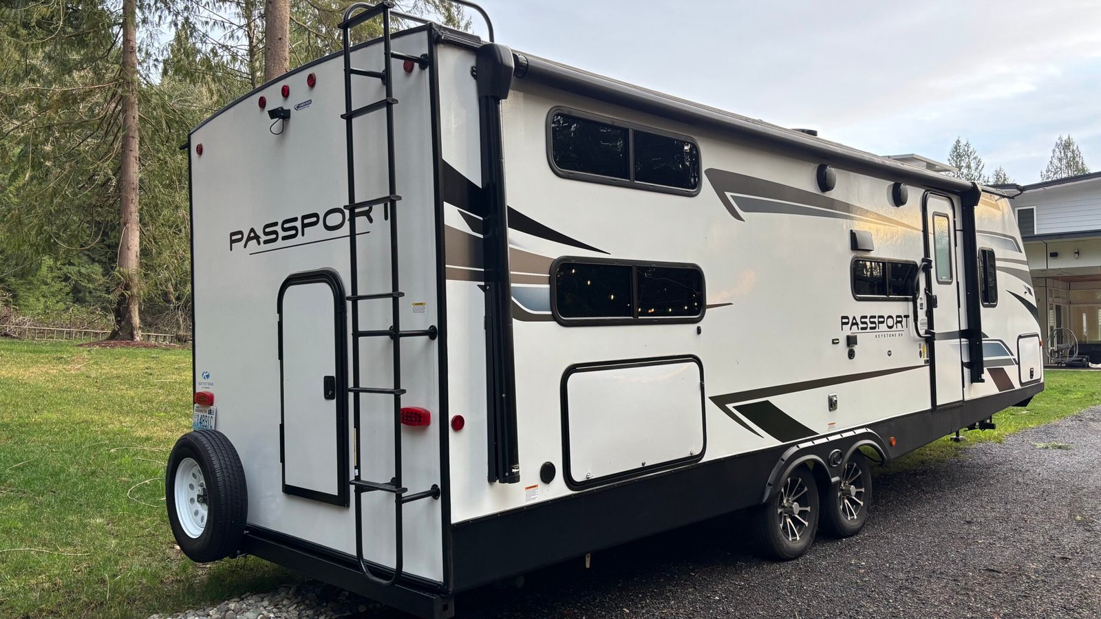 2023 KEYSTONE PASSPORT SL ULTRA LITE SERIES M268 BH
