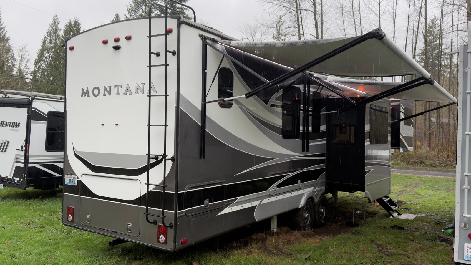 2021 Keystone RV Montana Series M-3760 FL 42FT(Fifth-Wheel)