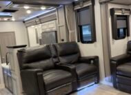 2021 Keystone RV Montana Series M-3760 FL 42FT(Fifth-Wheel)