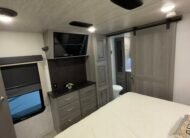 2021 Keystone RV Montana Series M-3760 FL 42FT(Fifth-Wheel)