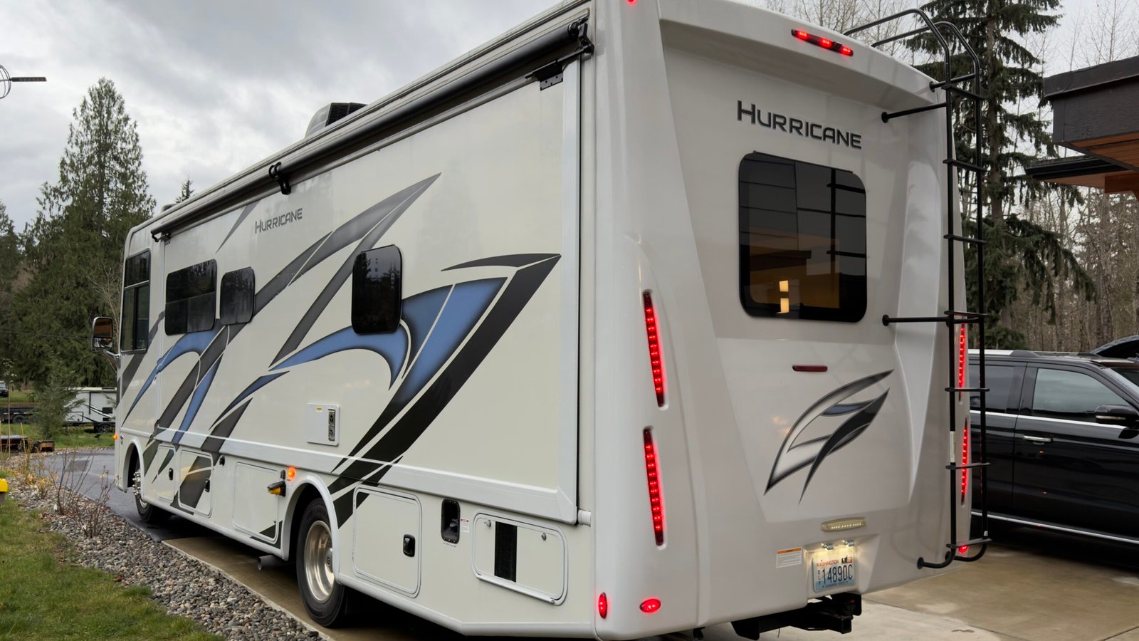 2023 Ford F53 Thor Motor Coach Hurricane Series M-29M 31FT