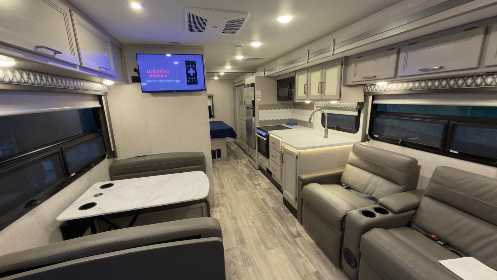 2023 Ford F53 Thor Motor Coach Hurricane Series M-29M 31FT