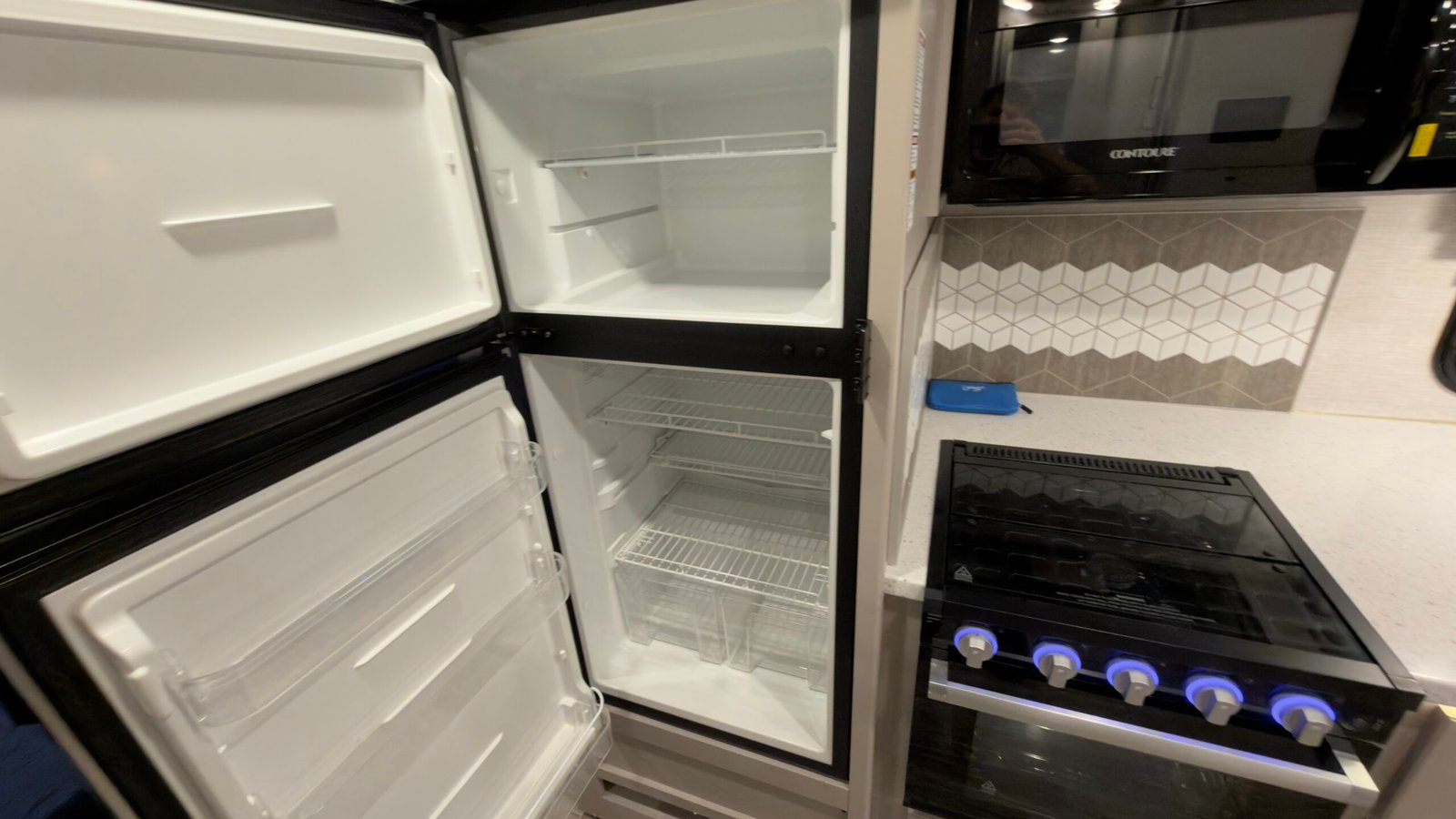 2023 Ford F53 Thor Motor Coach Hurricane Series M-29M 31FT