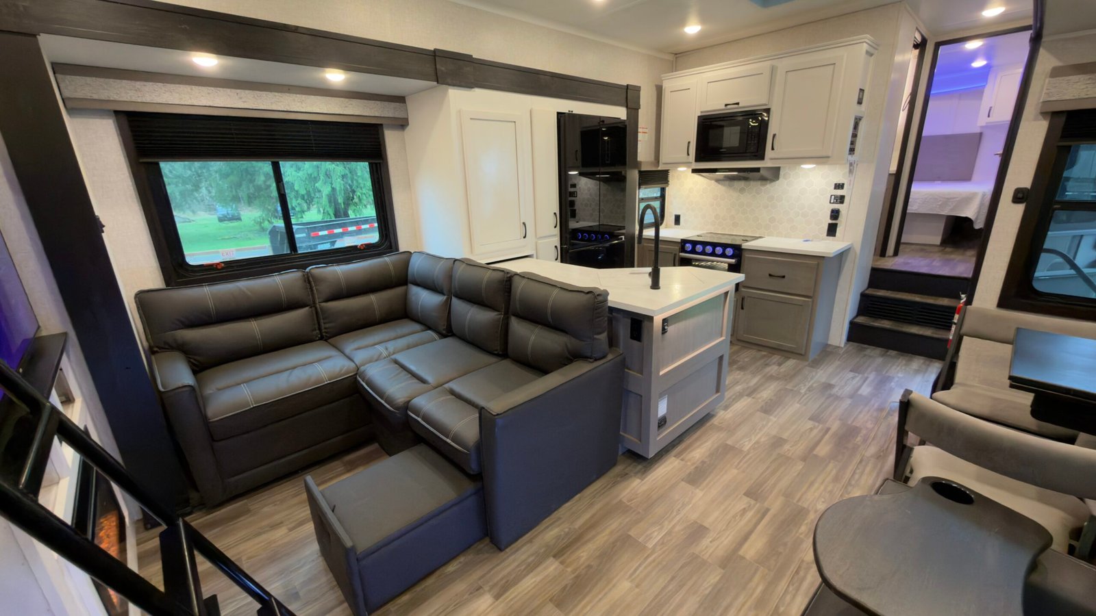 2024 Jayco Seismic Toy Hauler Series M-395 46FT (5 Wheel)