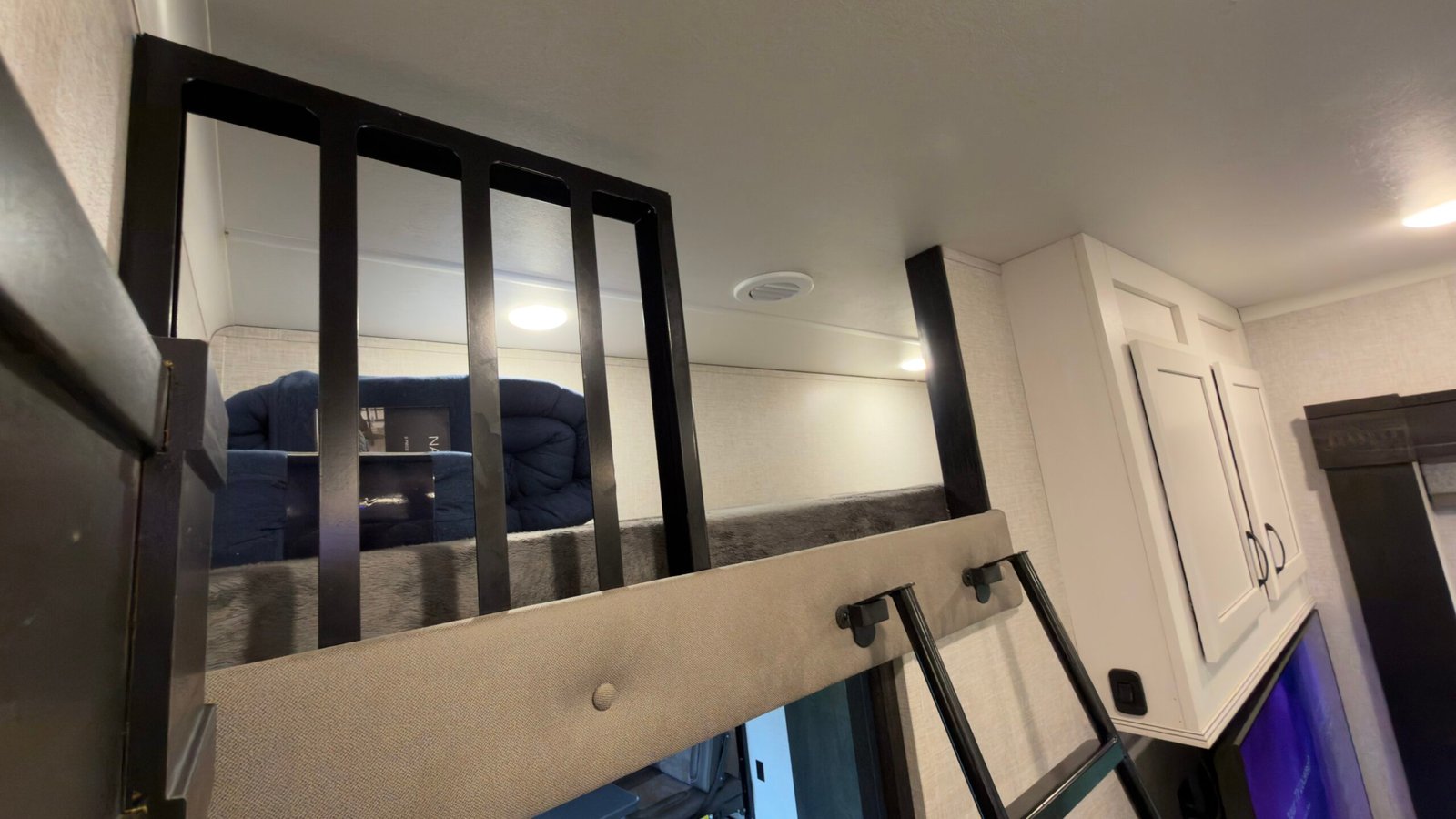 2024 Jayco Seismic Toy Hauler Series M-395 46FT (5 Wheel)