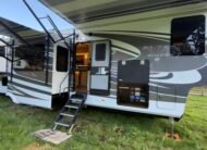 2021 VANLEIGH RV BEACON SERIES M-42RDB LUXURY 5-Wheel